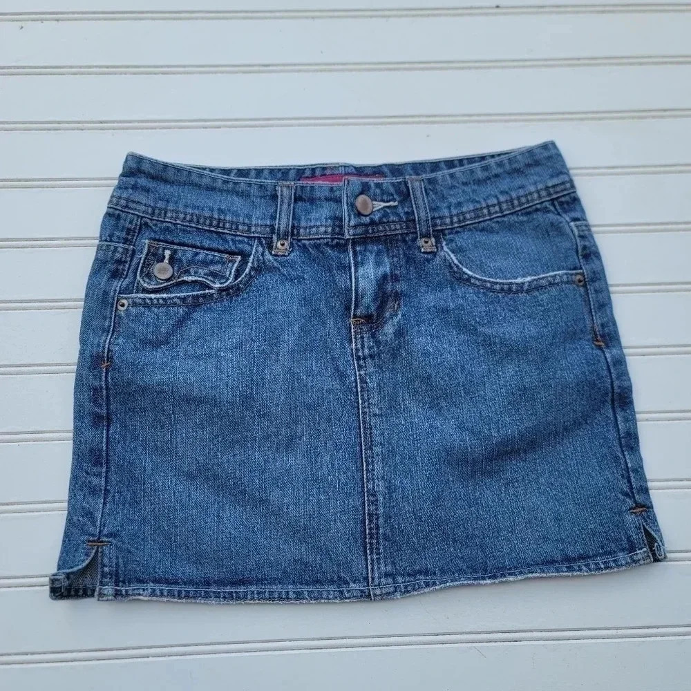 VTG SO Women Juniors Jean Mini Skirt Size 1 / 28W Blue Denim 100% Cotton
